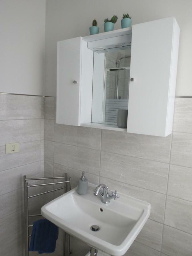 Volare...Oh...Oh Apartment Cernobbio Luaran gambar